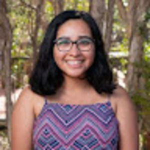 Meet your Posher, Anna paula